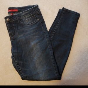 Elle Skinny jeans size 10